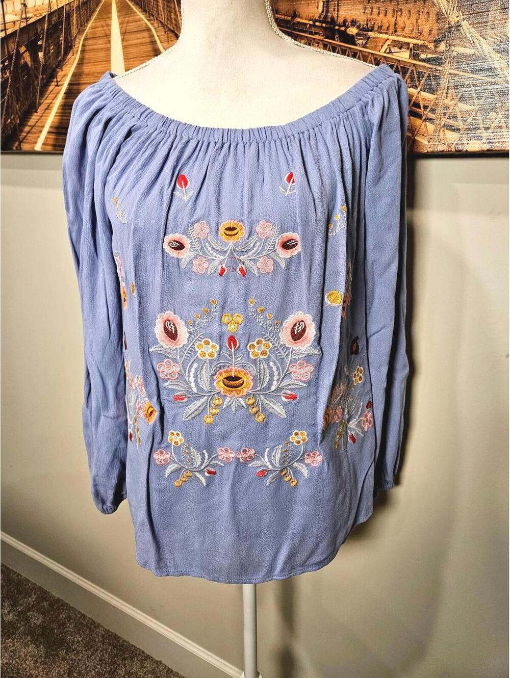 Olivia J's Light Blue Scoopneck Women's Blouse with Floral Embroidery L